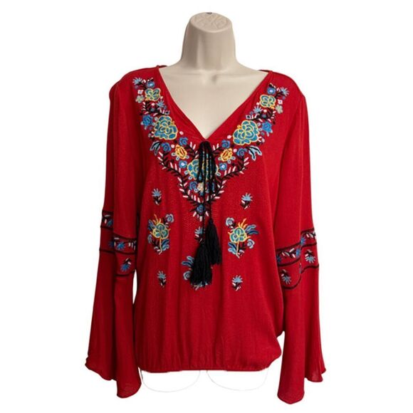 7Th Avenue New York & Company Red floral Embroidered Top Size M - Picture 3 of 11